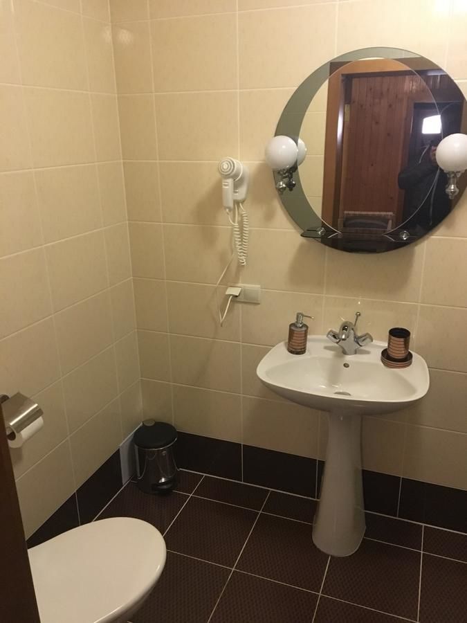 Гостевой дом Guesthouse Kolo Druziv Татаров-30
