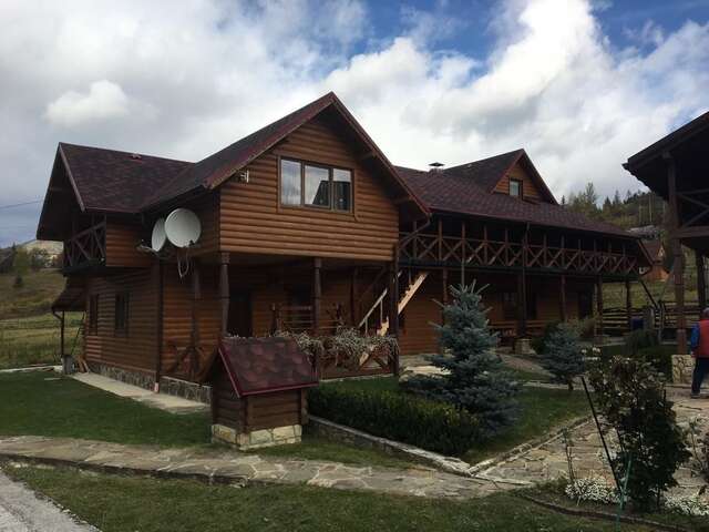 Гостевой дом Guesthouse Kolo Druziv Татаров-15