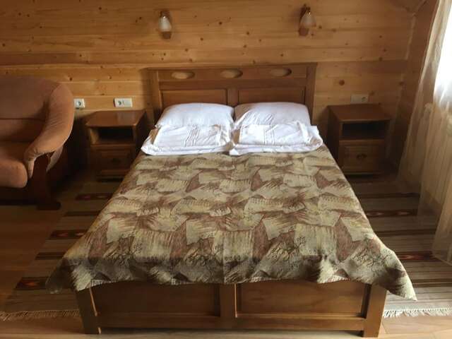 Гостевой дом Guesthouse Kolo Druziv Татаров-18